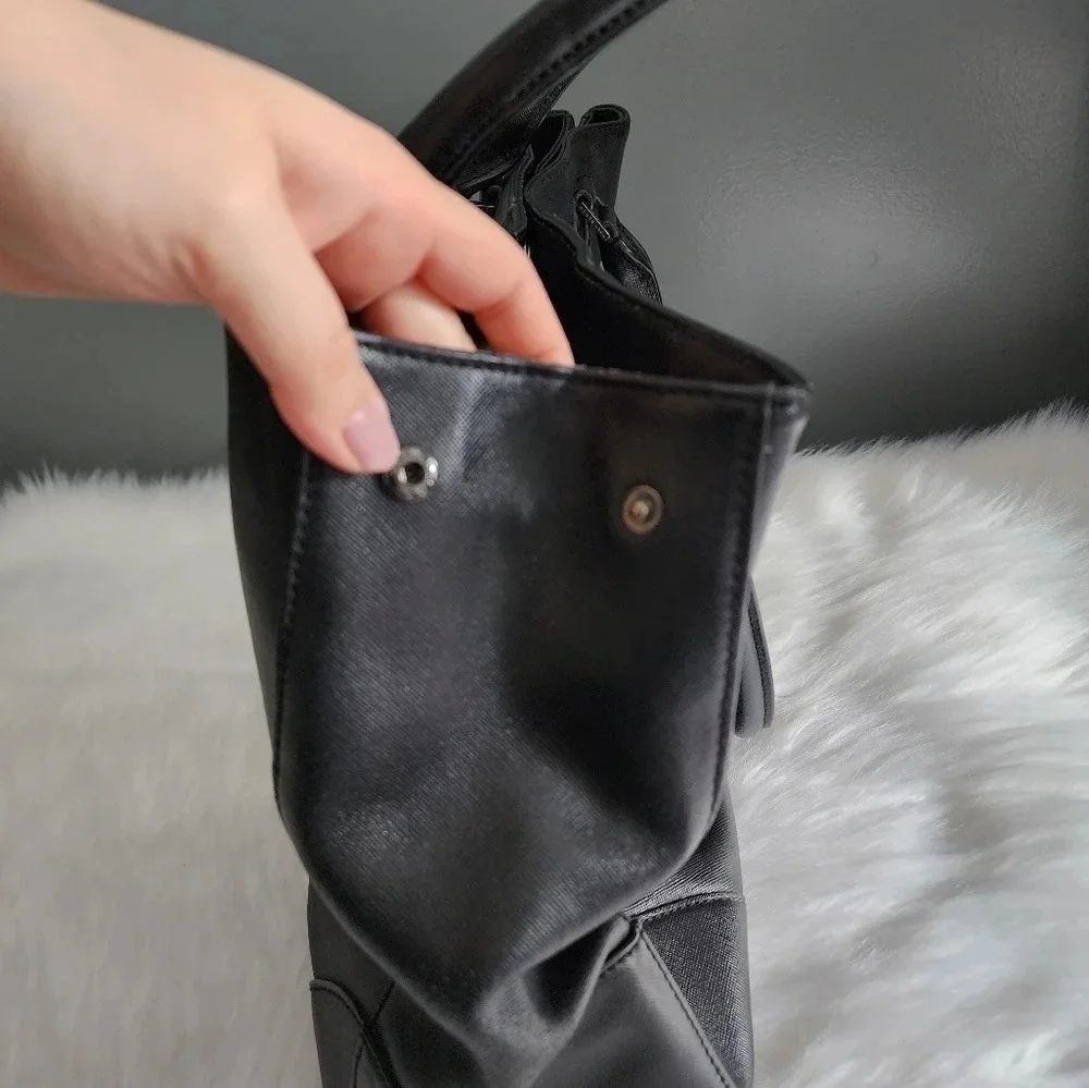Tory Burch Hudson Bay Robinson Leather Tote